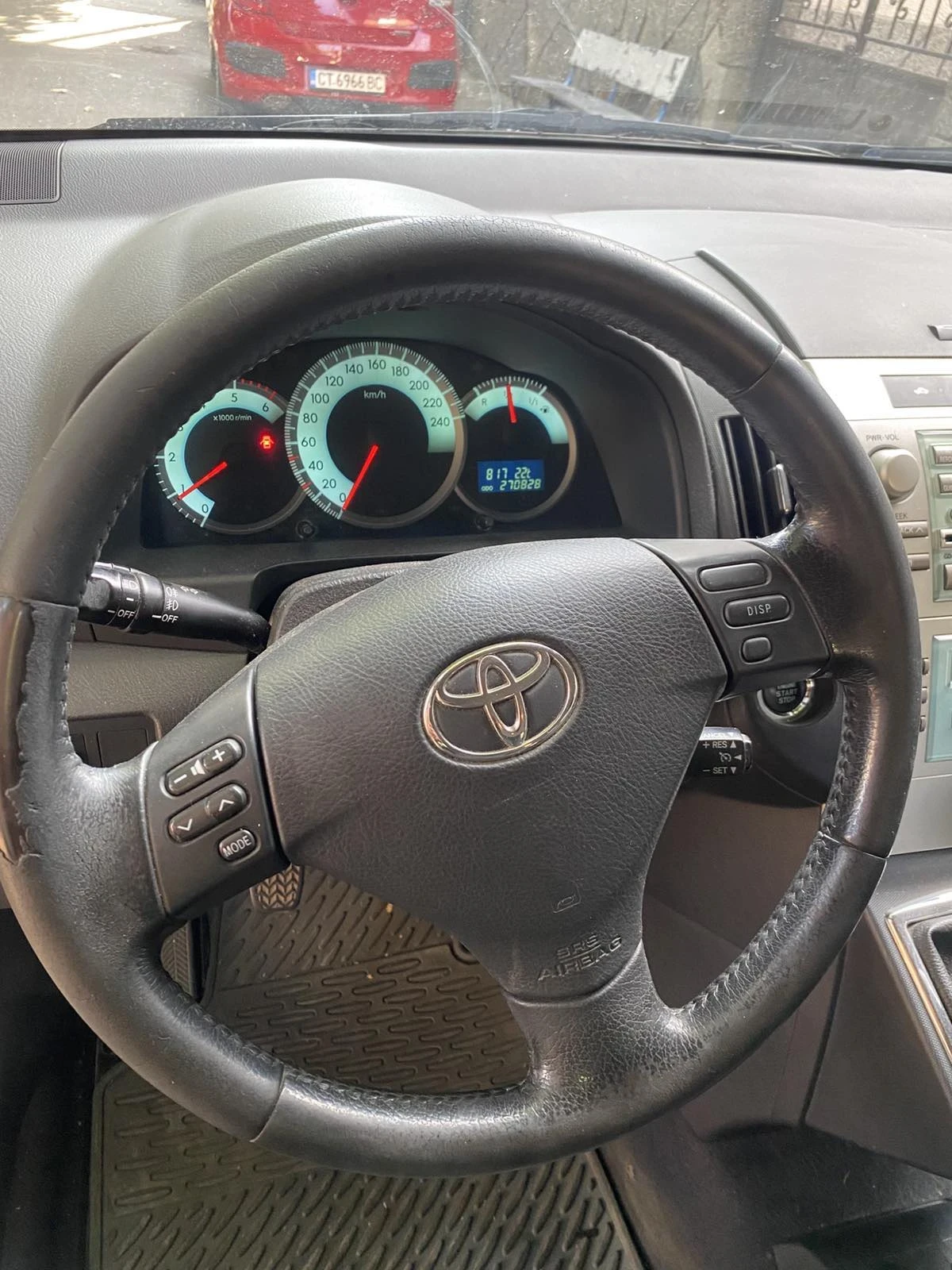 Toyota Corolla verso 1.6 tdi, снимка 10 - Автомобили и джипове - 55244862