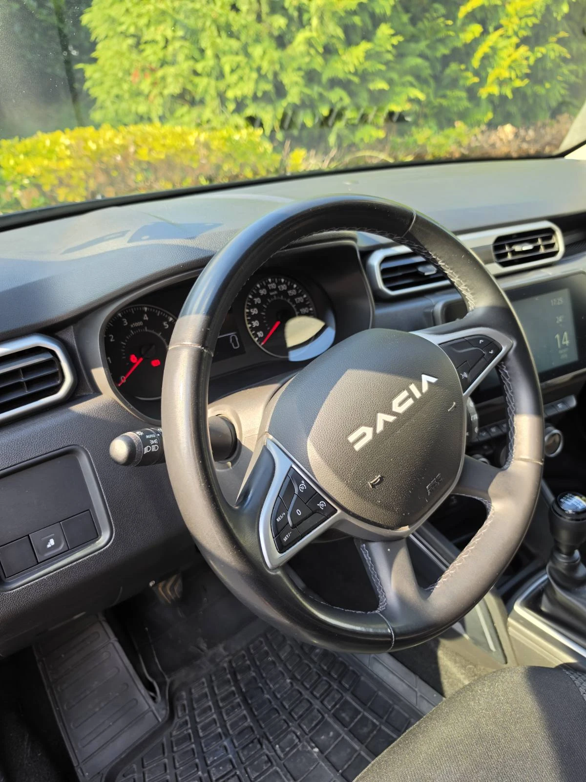 Dacia Duster 1.5dCi Blue 4x4 NAVI 2024, снимка 8 - Автомобили и джипове - 56003080