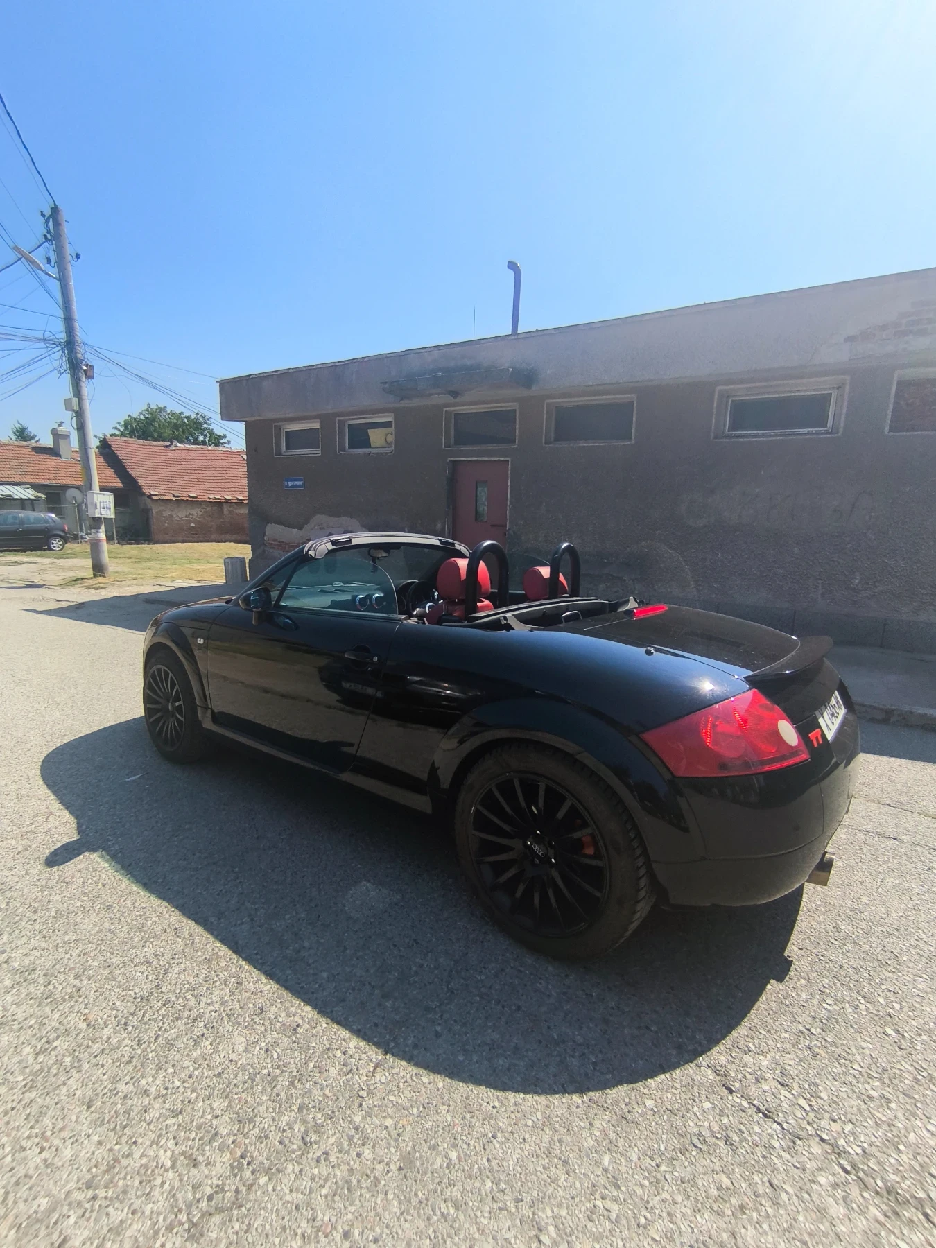 Audi Tt 1.8 turbo, снимка 7 - Автомобили и джипове - 55772282