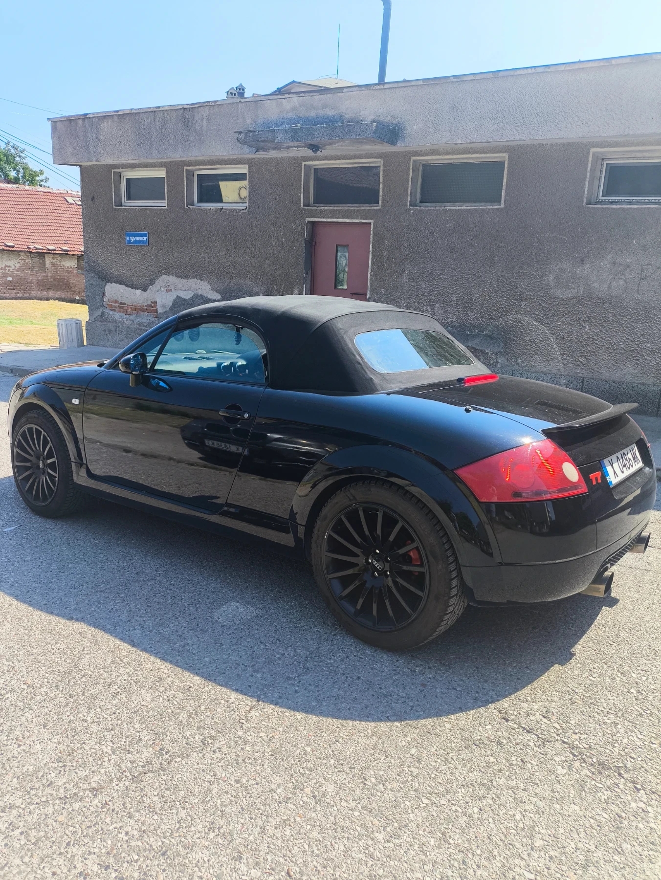 Audi Tt 1.8 turbo, снимка 4 - Автомобили и джипове - 55772282