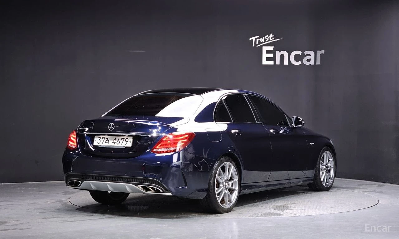 Mercedes-Benz C 43 AMG 4MATIC| BURMASTER| КАМЕРА| HEAD UP| PANO| ПОДГРЕВ, снимка 2 - Автомобили и джипове - 55914367