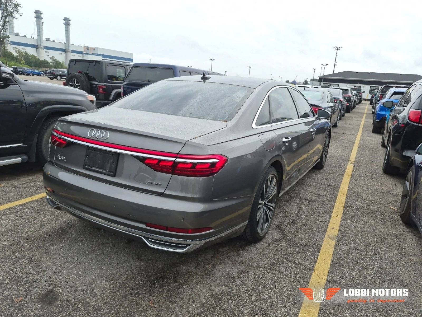 Audi A8, снимка 3 - Автомобили и джипове - 56069747
