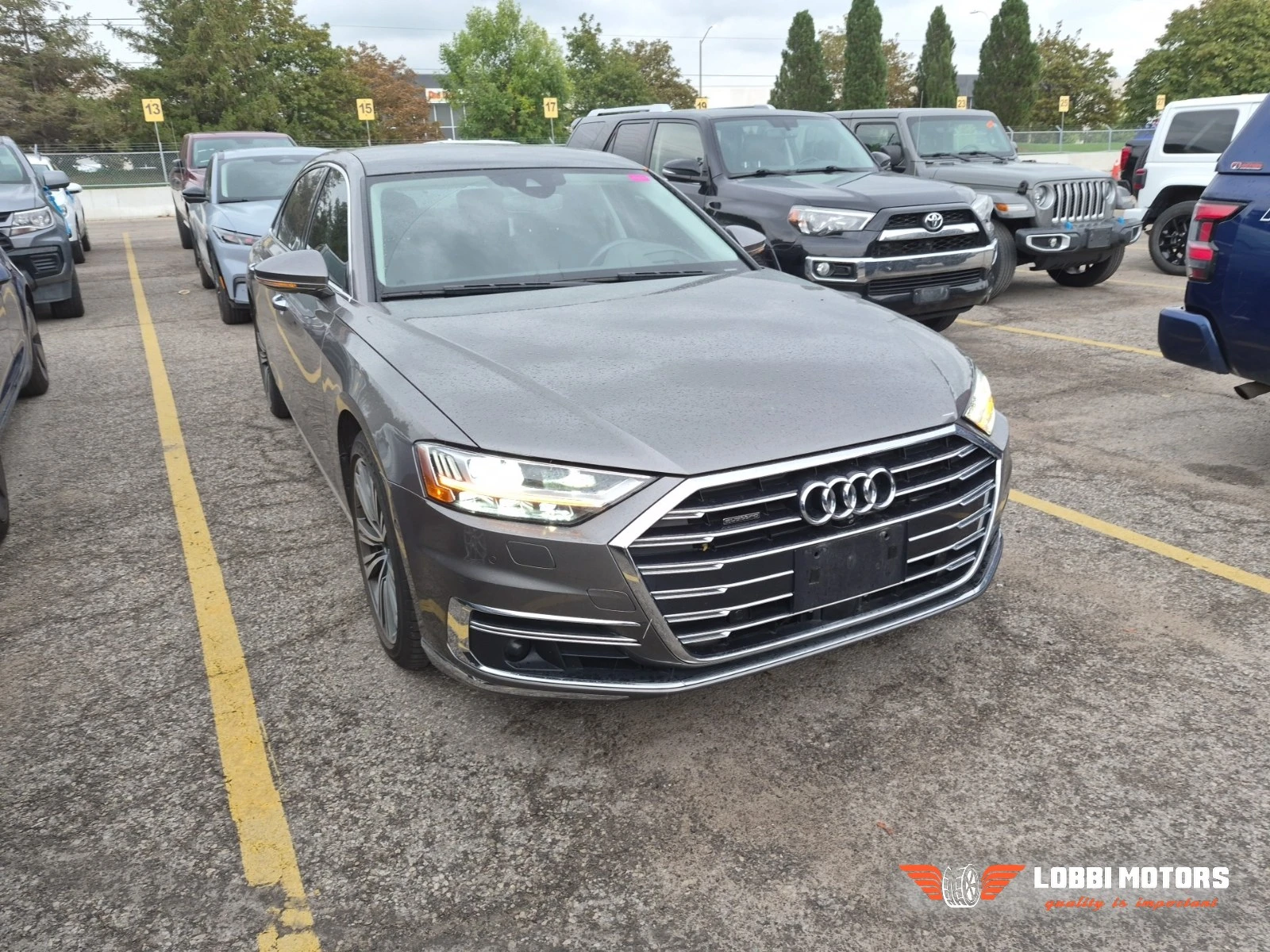 Audi A8, снимка 2 - Автомобили и джипове - 56069747