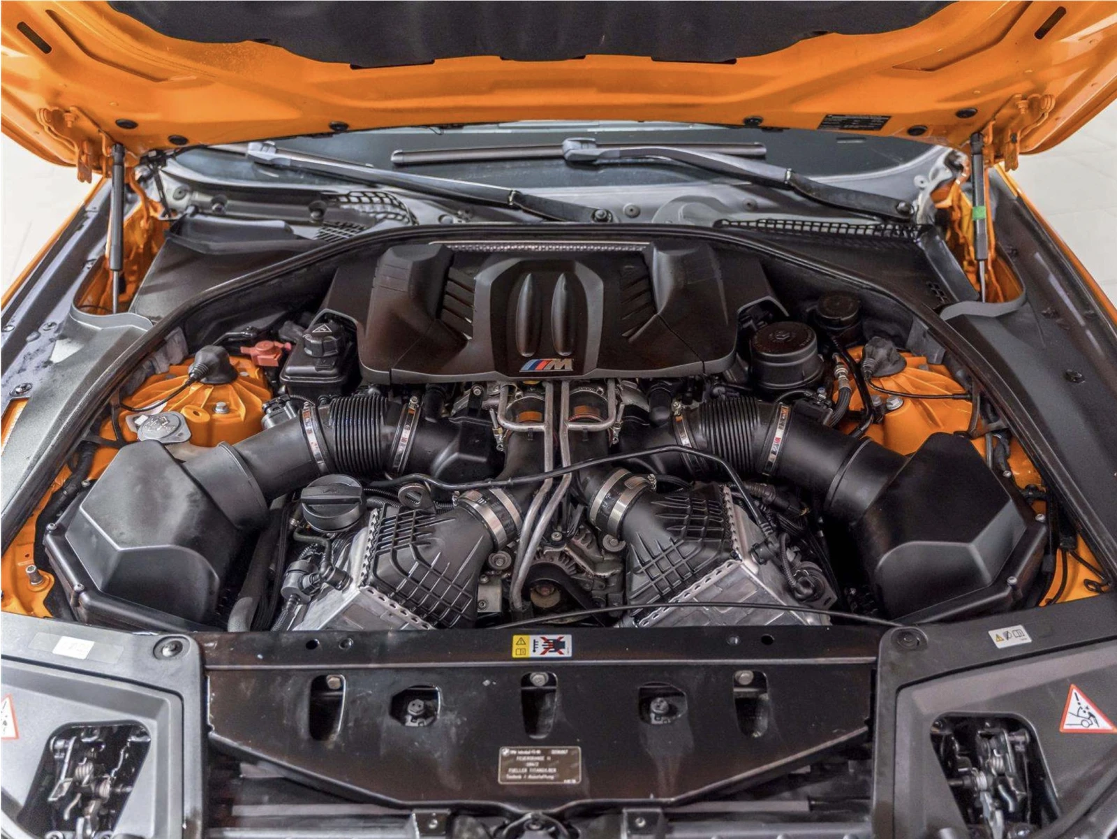 BMW M5 FIRE ORANGE* B&O* HUD* 360* SOFT* MASSAGE* 20  | Mobile.bg � ����������� 5