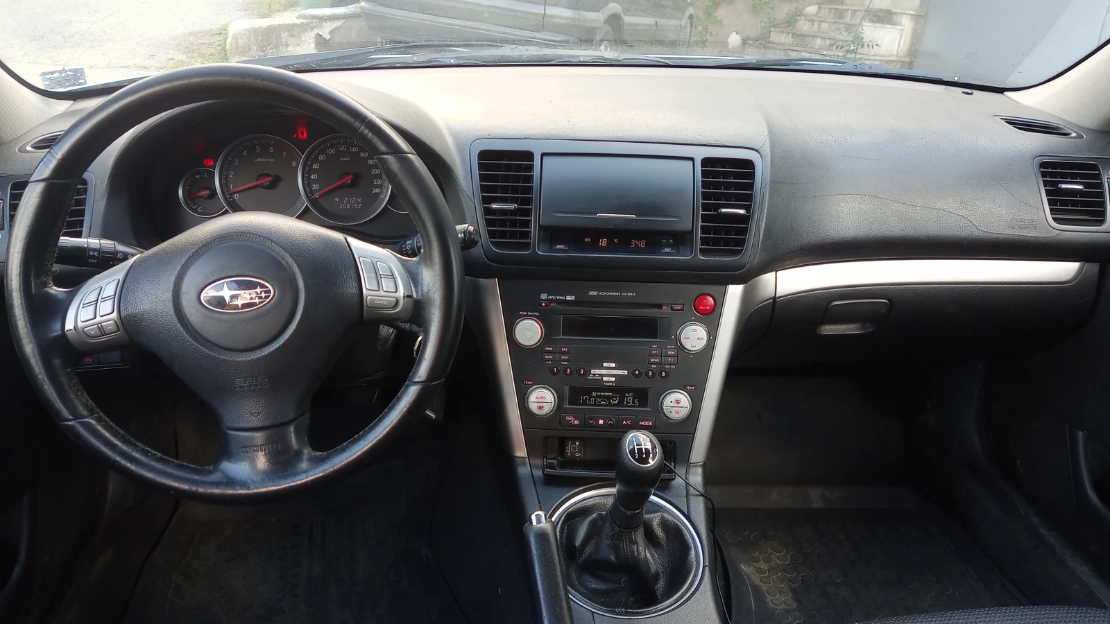 Subaru Outback, снимка 6 - Автомобили и джипове - 56558150