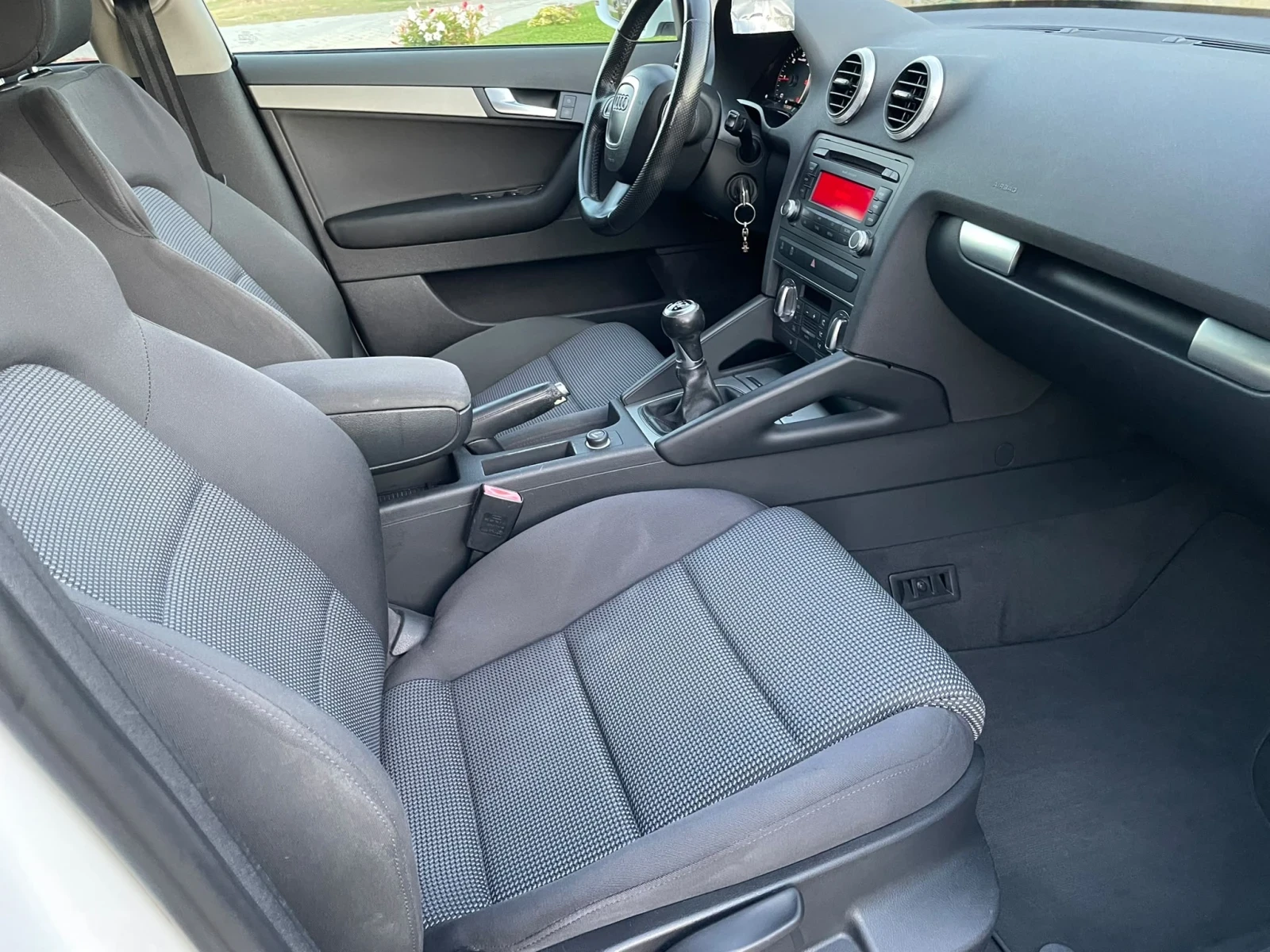 Audi A3 2.0 TDI 140 ����. S line | Mobile.bg � ����������� 9