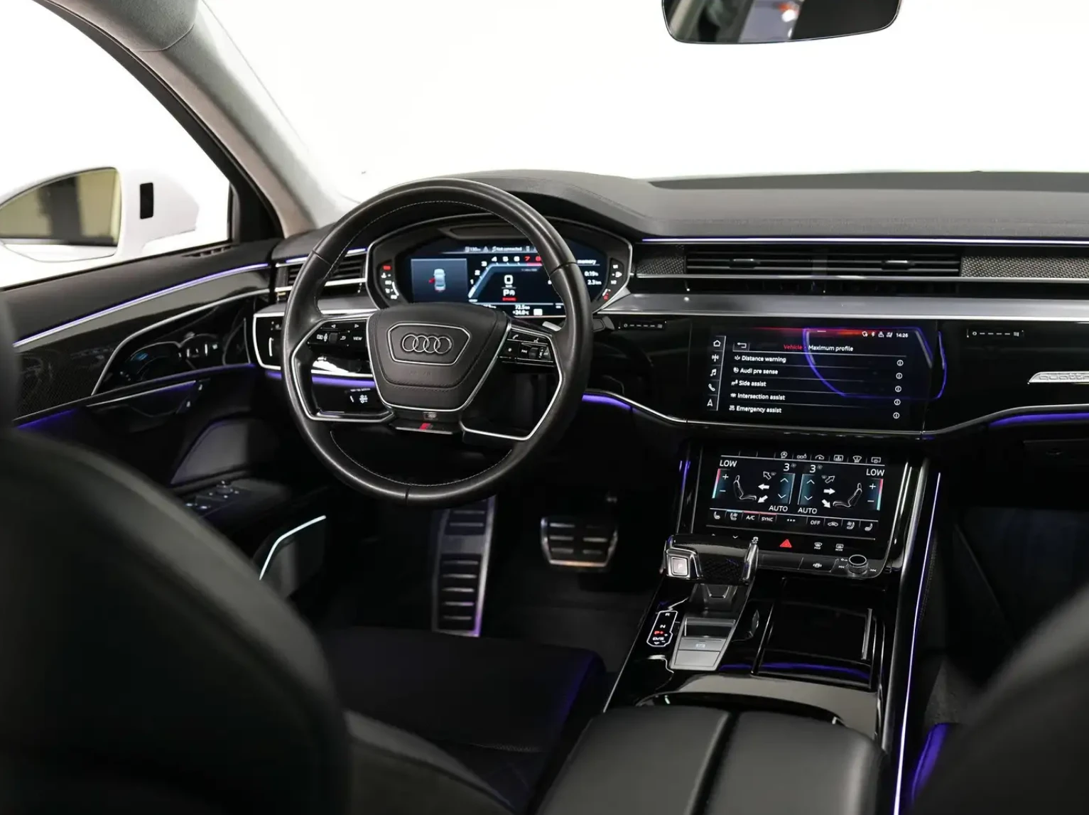 Audi S8 HUD / Distronic / Carbon / Air, снимка 5 - Автомобили и джипове - 56655522