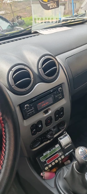 Dacia Duster, снимка 9