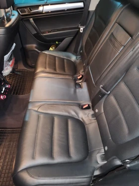 VW Touareg R-Line - 16900 € / 33053.53 лв. - 29104899 15