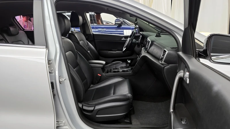 Kia Sportage 2.0 2WD PRESTIGE autogeorge.com, снимка 11 - Автомобили и джипове - 51903312