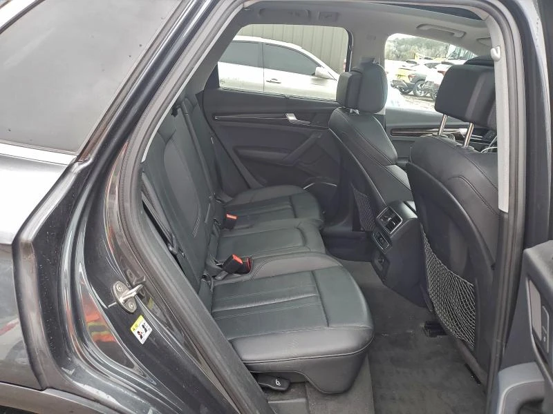 Audi Q5 2.0T* MATRIX* ДИГИТАЛНО* ТАБЛО* 360КАМЕРА* LANE* A, снимка 11 - Автомобили и джипове - 53010332