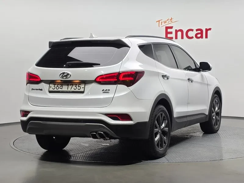 Hyundai Santa fe 2.2 4Wd Exclusive Special - САМО 30% АВАНС!, снимка 2 - Автомобили и джипове - 55471143