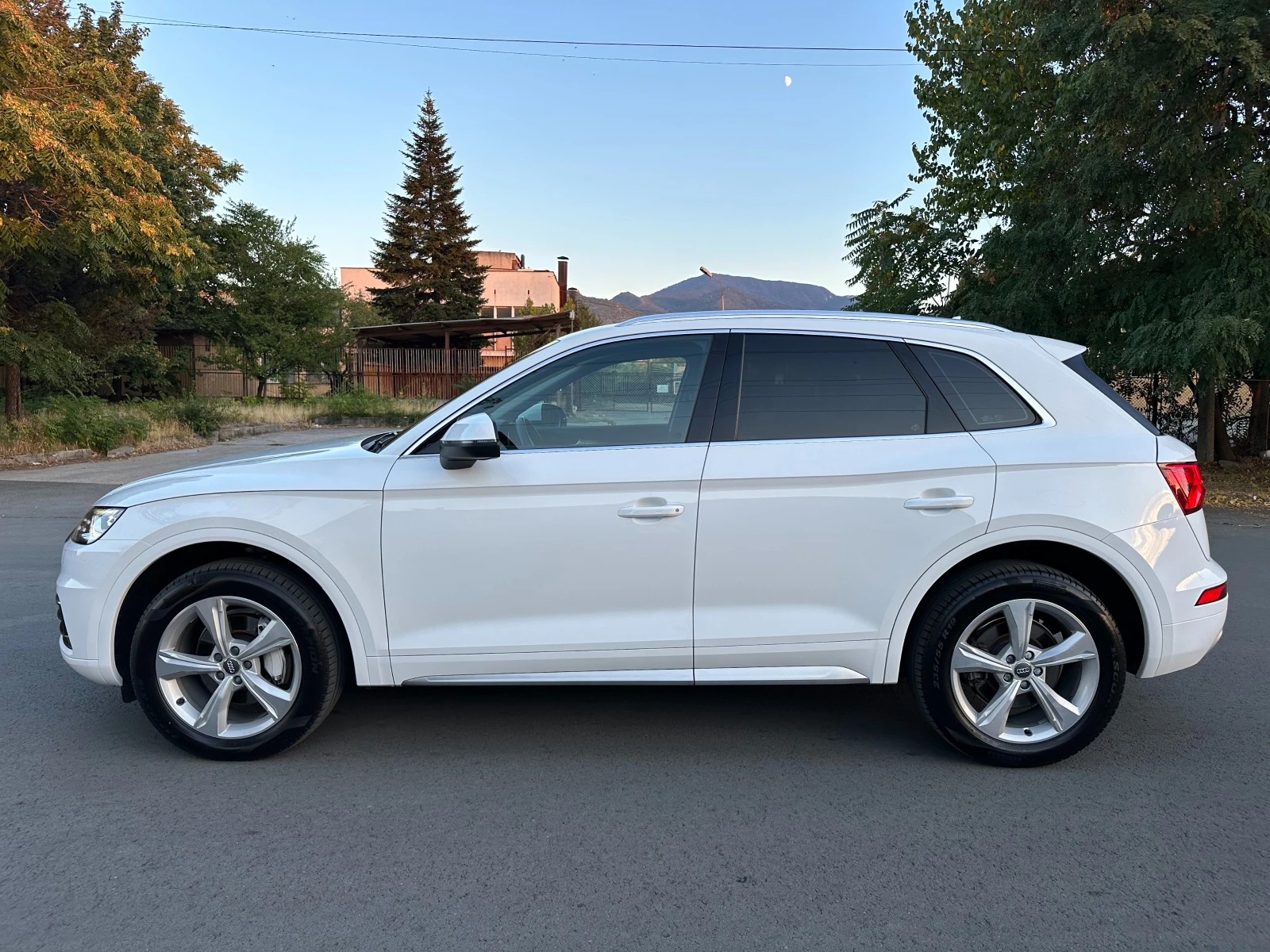 Audi Q5 2.0 TDI 190к.с QUATTRO* ПЪЛНА СЕРВ.ИСТОРИЯ!! - изображение 7