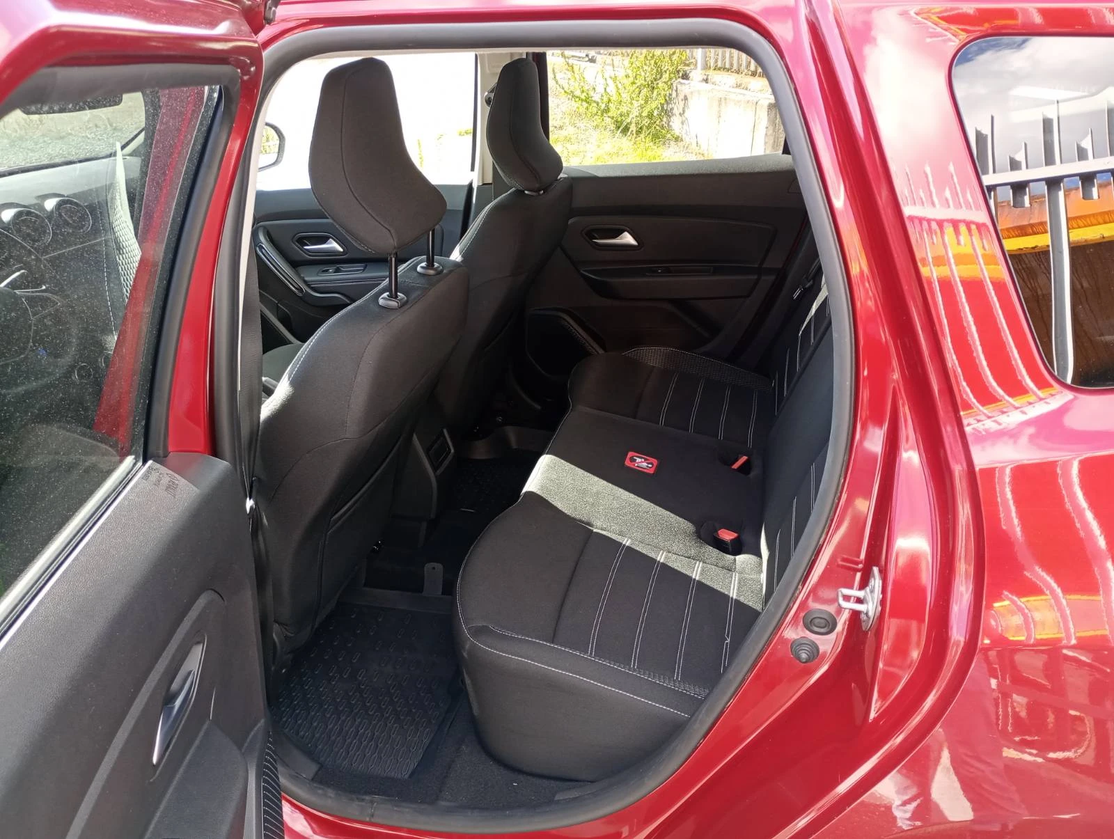 Dacia Duster 1.5 dCi 115  4WD | Mobile.bg   6