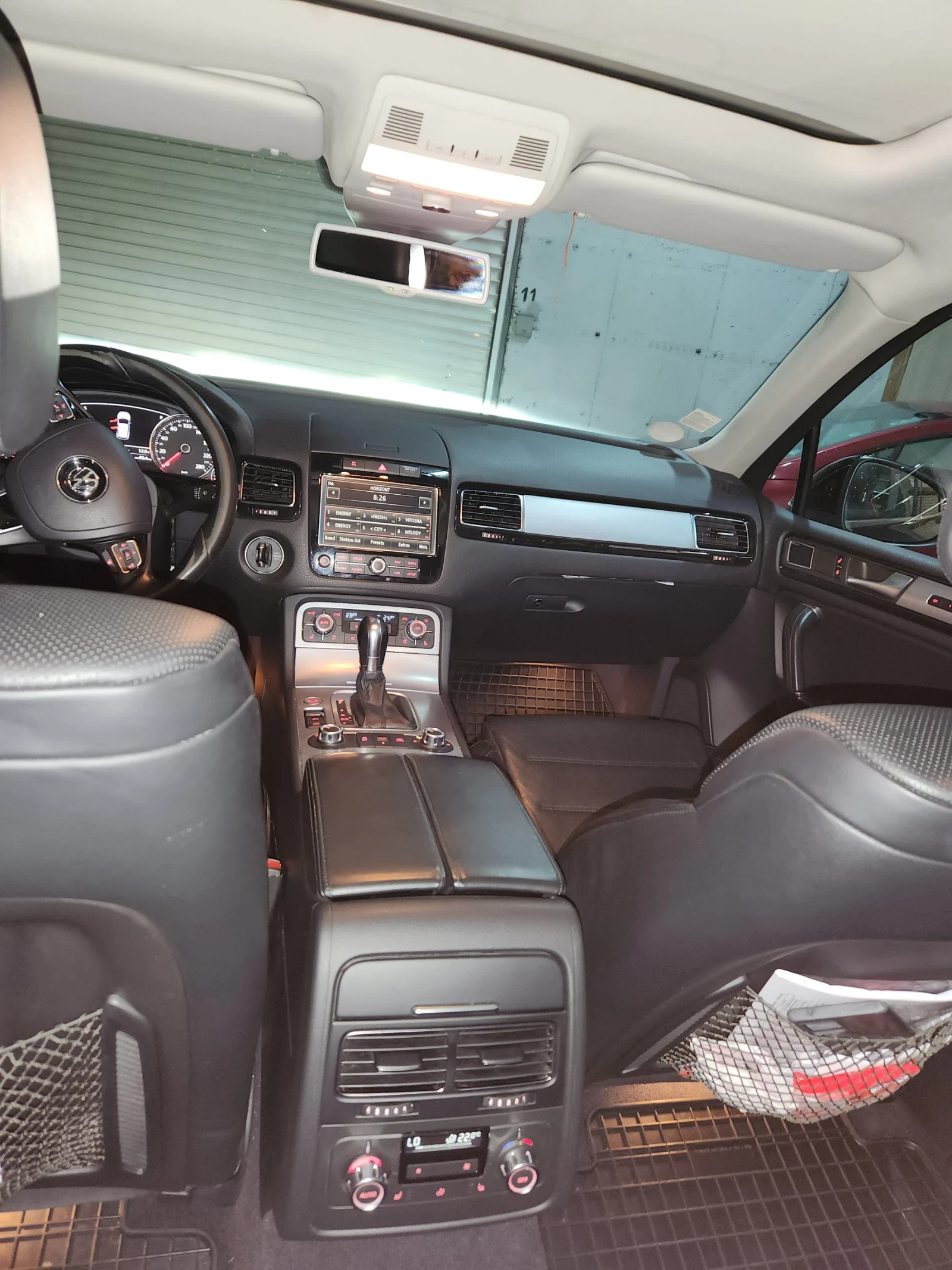 VW Touareg R-Line, снимка 13 - Автомобили и джипове - 53740183