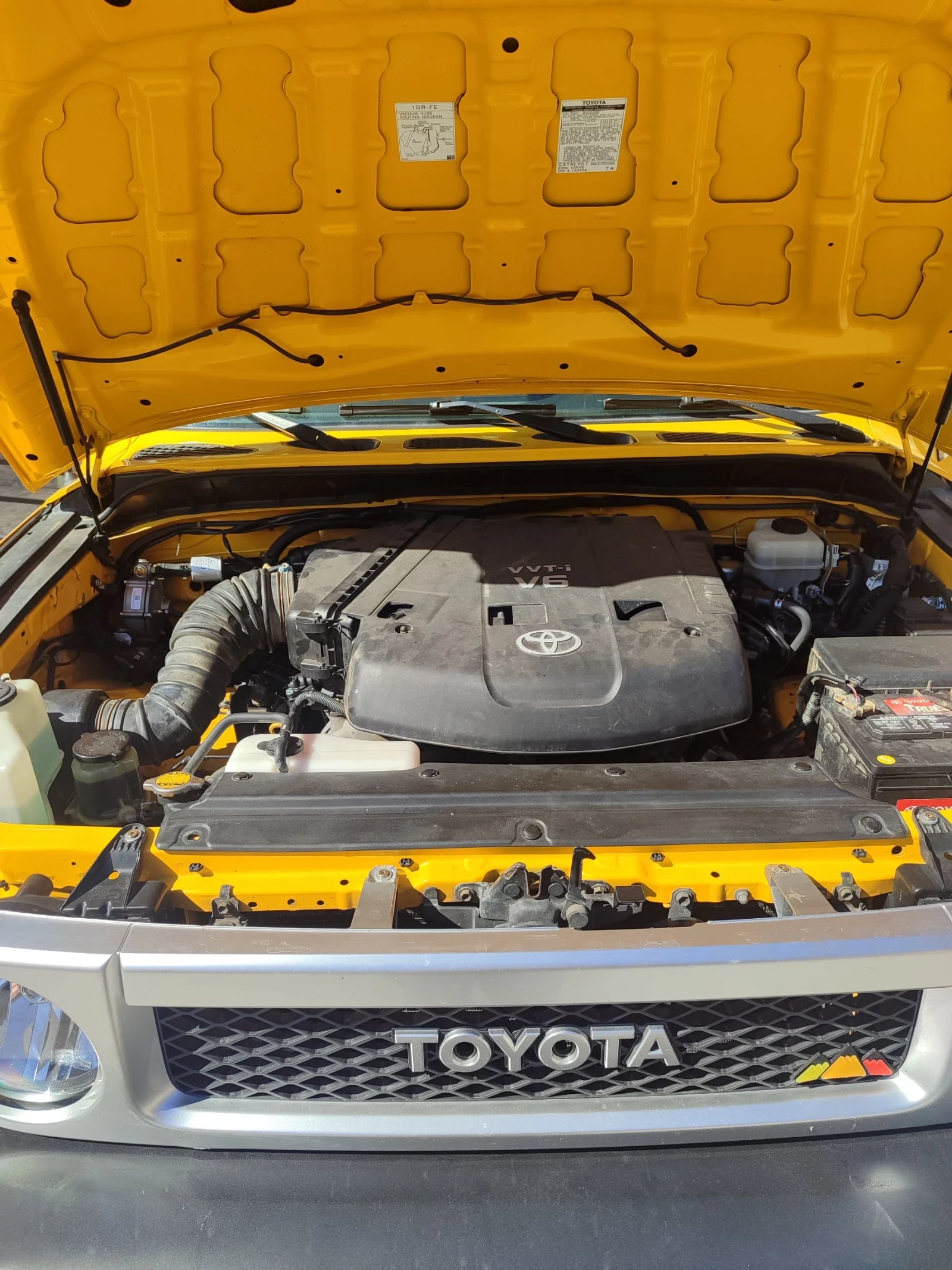 Toyota Fj cruiser, снимка 11 - Автомобили и джипове - 53863543