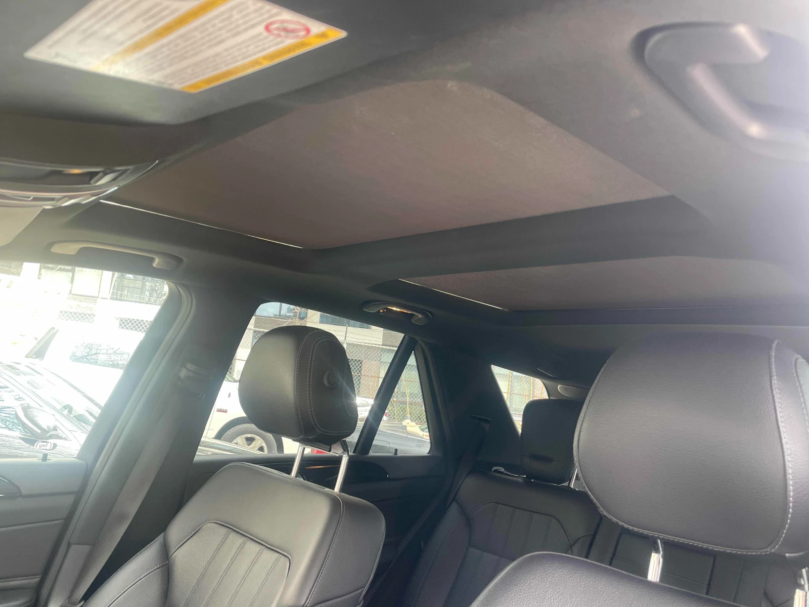 Mercedes-Benz GLE 350 * * CARFAX * * АВТО КРЕДИТ * * Цена до БГ * * , снимка 12 - Автомобили и джипове - 54444332
