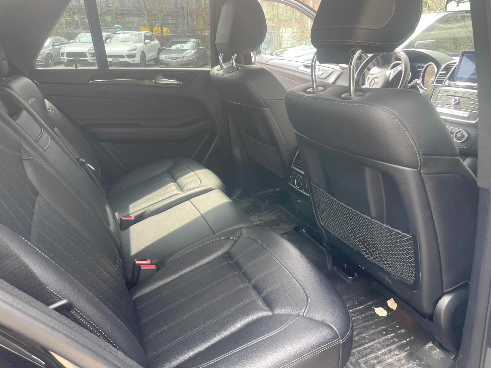 Mercedes-Benz GLE 350 * * CARFAX * * АВТО КРЕДИТ * * Цена до БГ * * , снимка 10 - Автомобили и джипове - 54444332