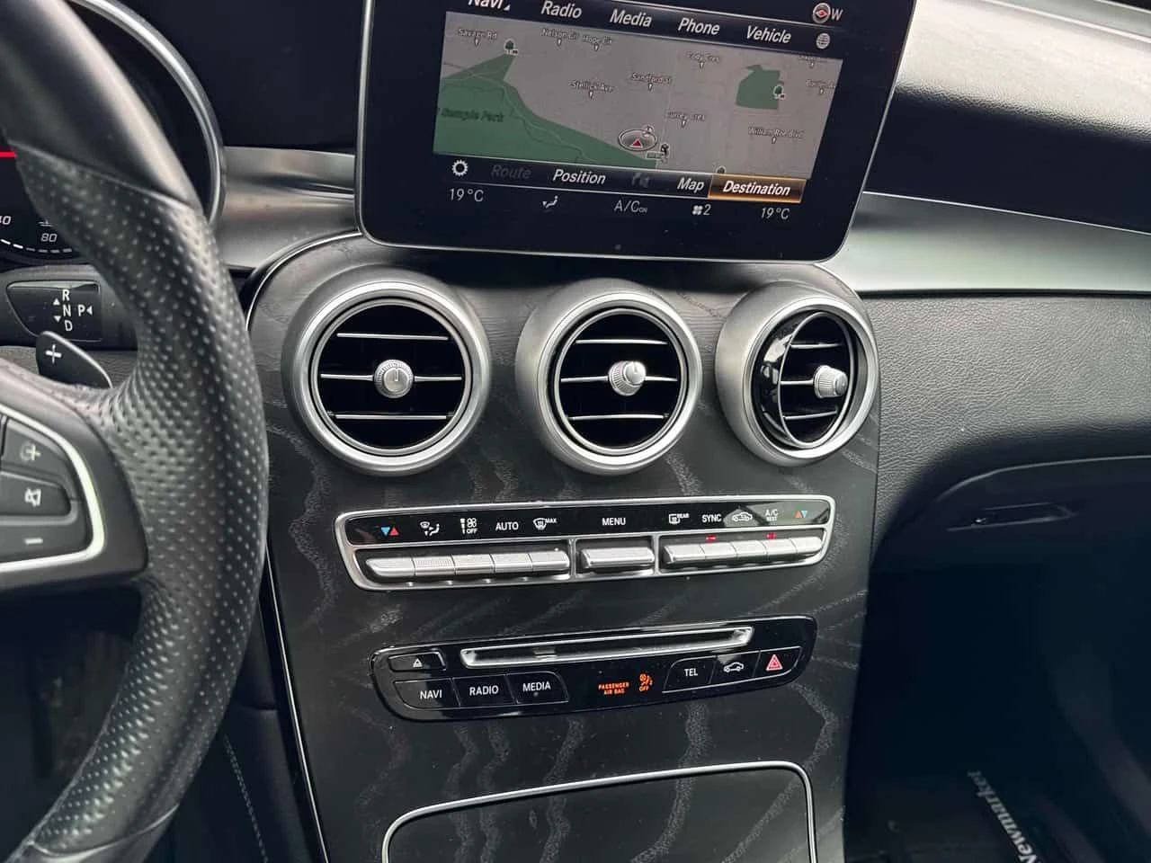 Mercedes-Benz GLC 300 COUPE 4MATIC * 360 КАМЕРА* HEAD UP* ПАНОРАМА* , снимка 9 - Автомобили и джипове - 54488733