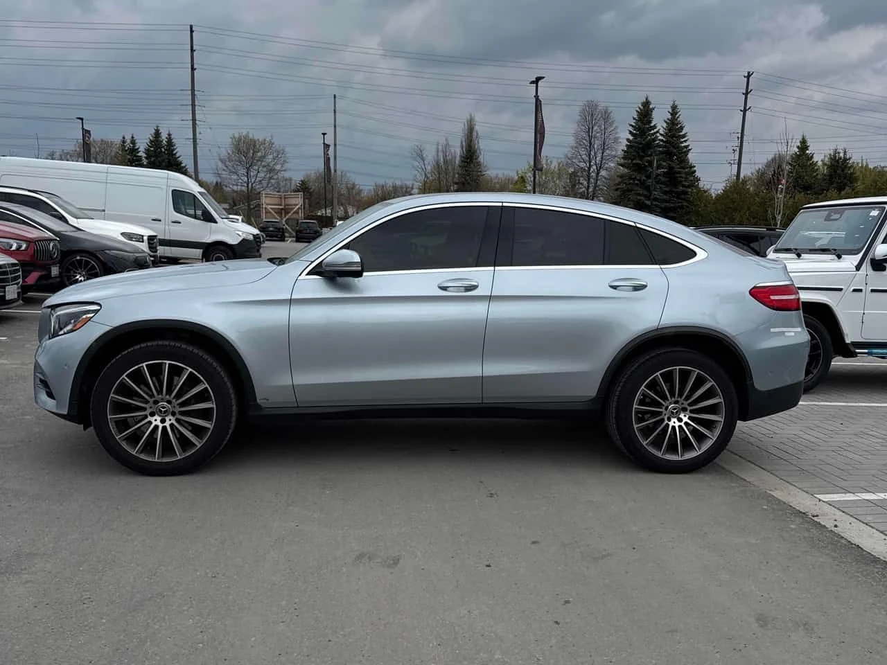 Mercedes-Benz GLC 300 COUPE 4MATIC * 360 КАМЕРА* HEAD UP* ПАНОРАМА* , снимка 3 - Автомобили и джипове - 54488733