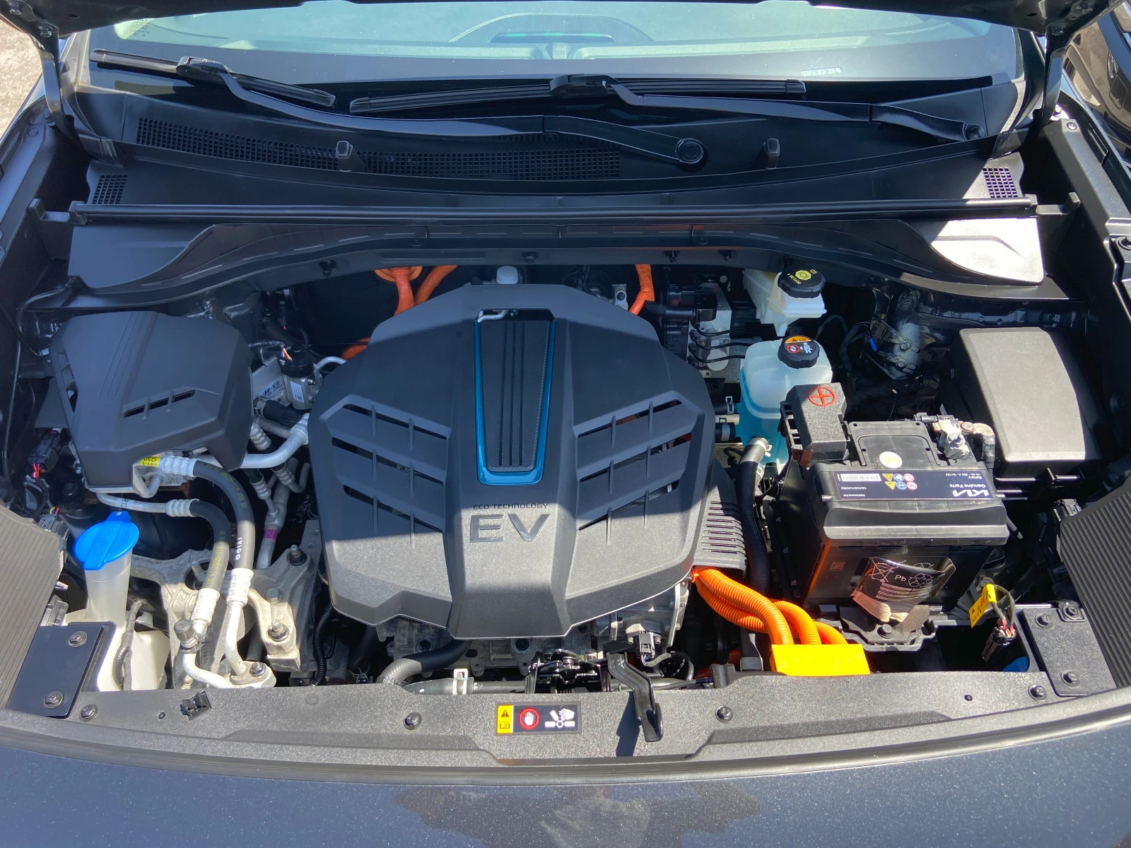 Kia Niro 64kWh-204кс-В НАЛИЧНОСТ!, снимка 17 - Автомобили и джипове - 55197741