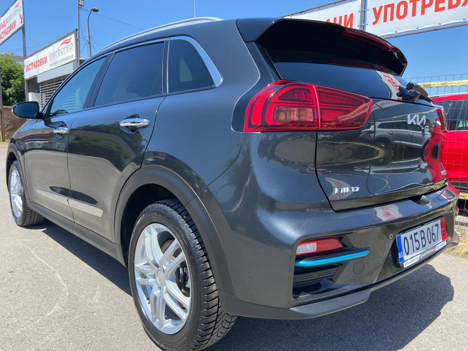 Kia Niro 64kWh-204кс-В НАЛИЧНОСТ!, снимка 4 - Автомобили и джипове - 55197741