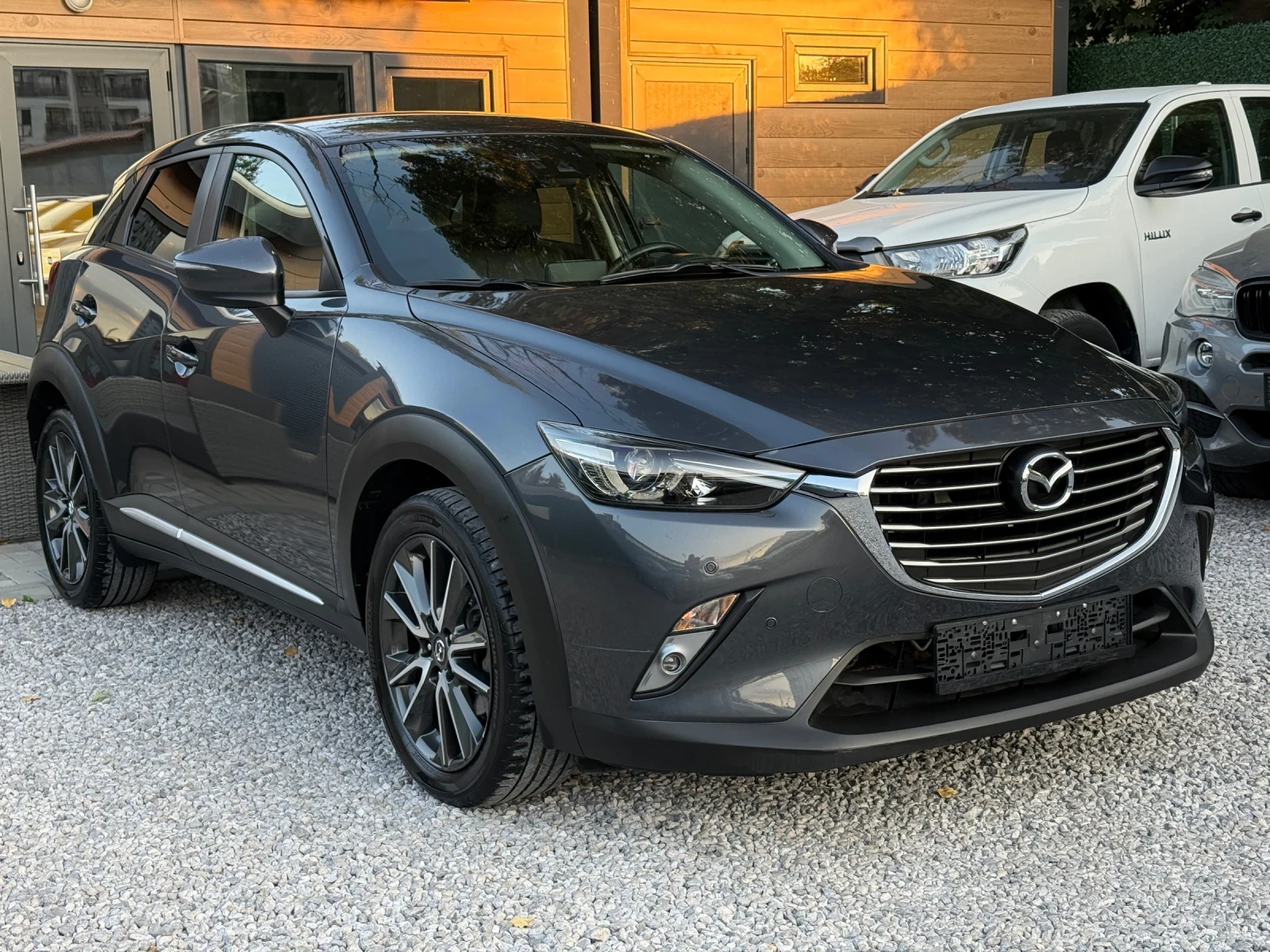 Mazda CX-3 1.5d/Кожа/Навигация/Euro6/105hp, снимка 3 - Автомобили и джипове - 55780867