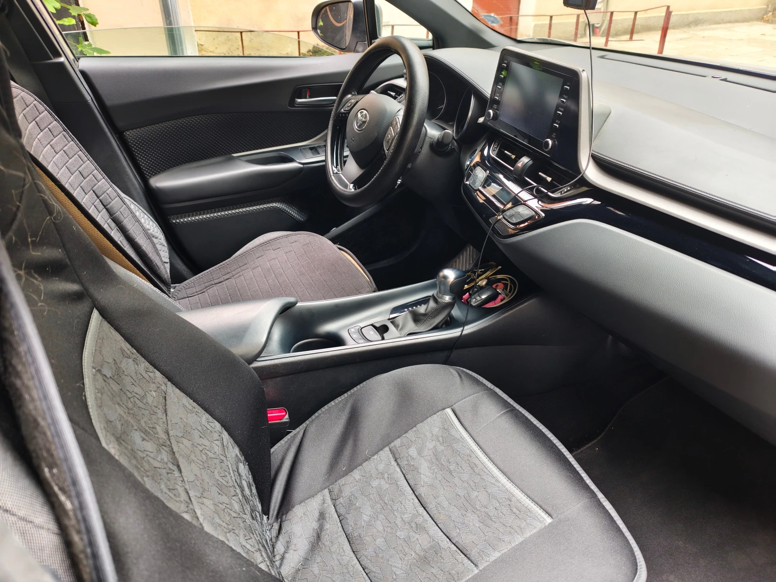 Toyota C-HR | Mobile.bg � ����������� 6