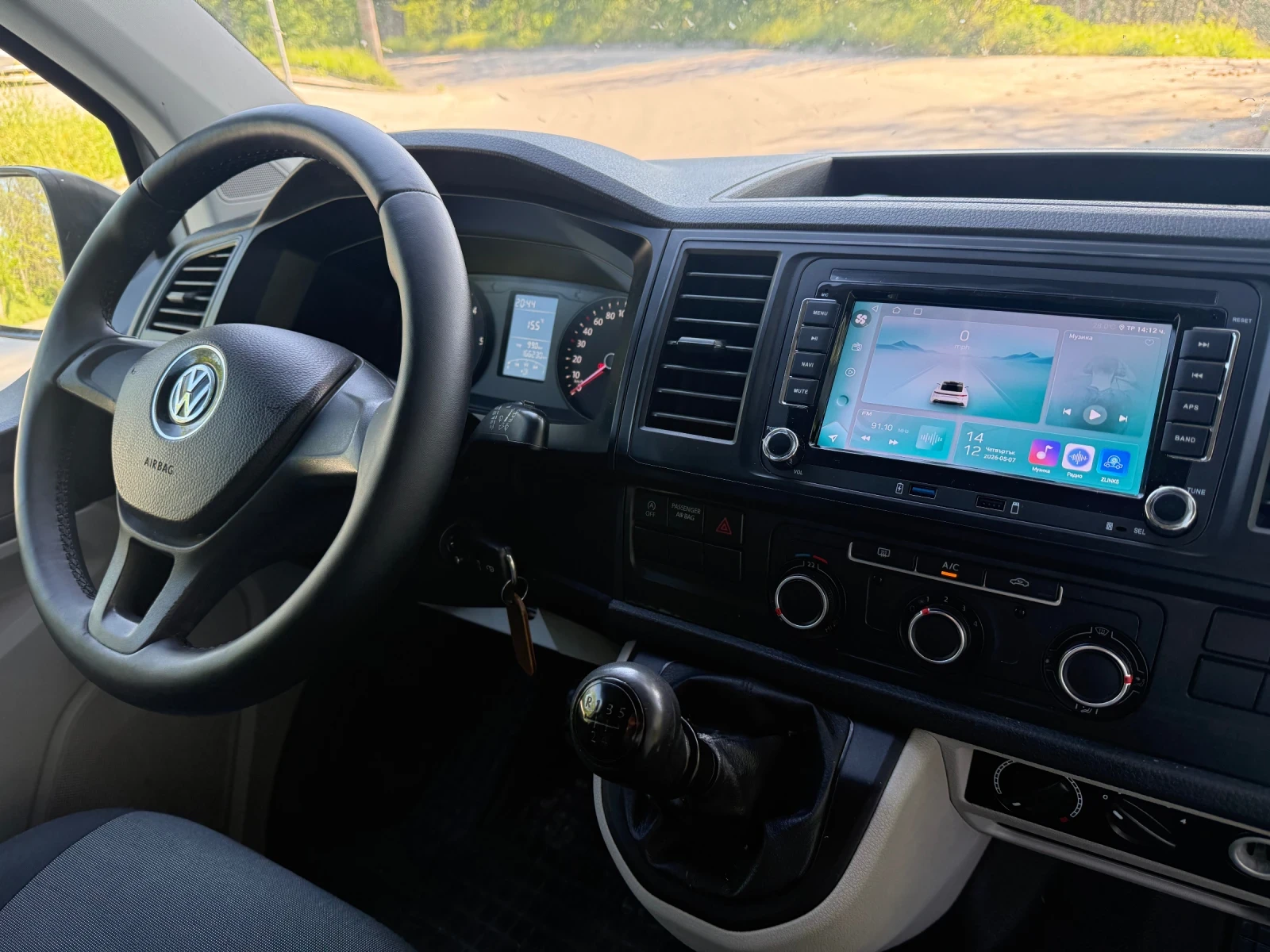 VW Caravelle 9 МЕСТЕН* ЛИЗИНГ/БАРТЕР, снимка 10 - Бусове и автобуси - 54452008