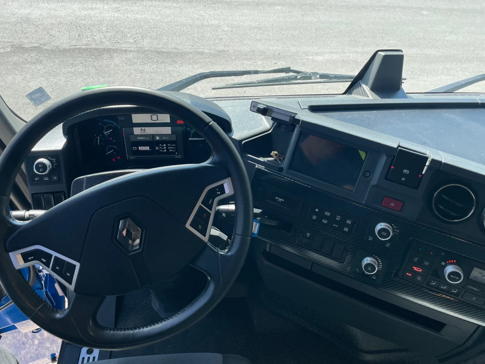 Renault T 520 HIGH - изображение 6