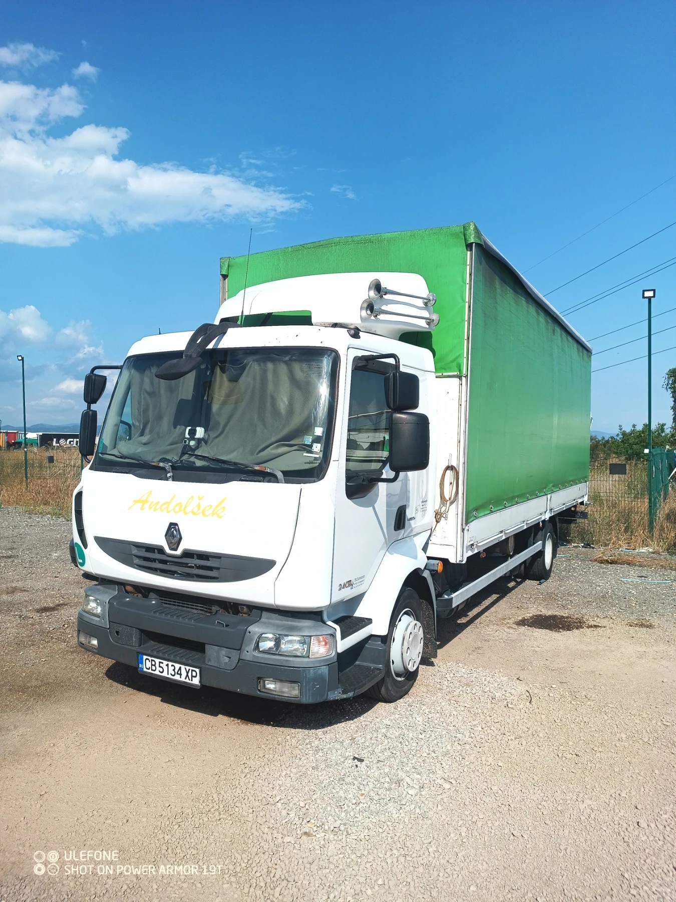 Renault Midlum