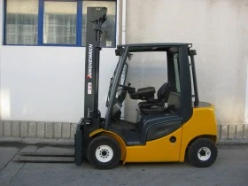      Jungheinrich DFG 425S