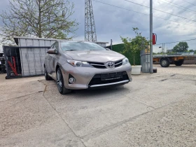 Toyota Auris 1.6, снимка 1