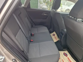 Toyota Auris 1.6, снимка 9