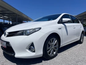     Toyota Auris 1.8 Hybrid /       