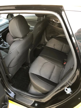 Hyundai I30 1.6 CRDI | Mobile.bg � ����� ������ 12