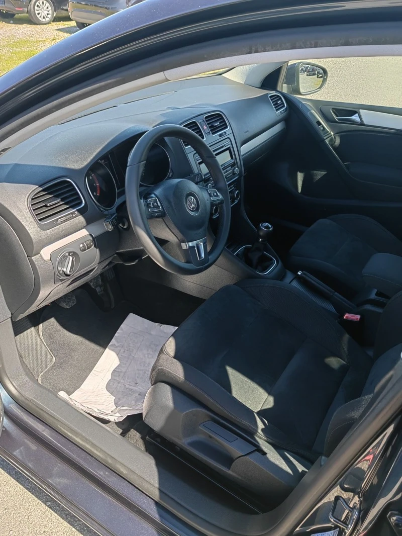 VW Golf 1.4 I 122к.с. 100хил.км., снимка 8 - Автомобили и джипове - 46357127