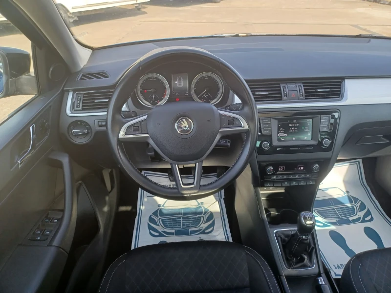 Skoda Rapid 1.4TDi Edition, снимка 9 - Автомобили и джипове - 46981672