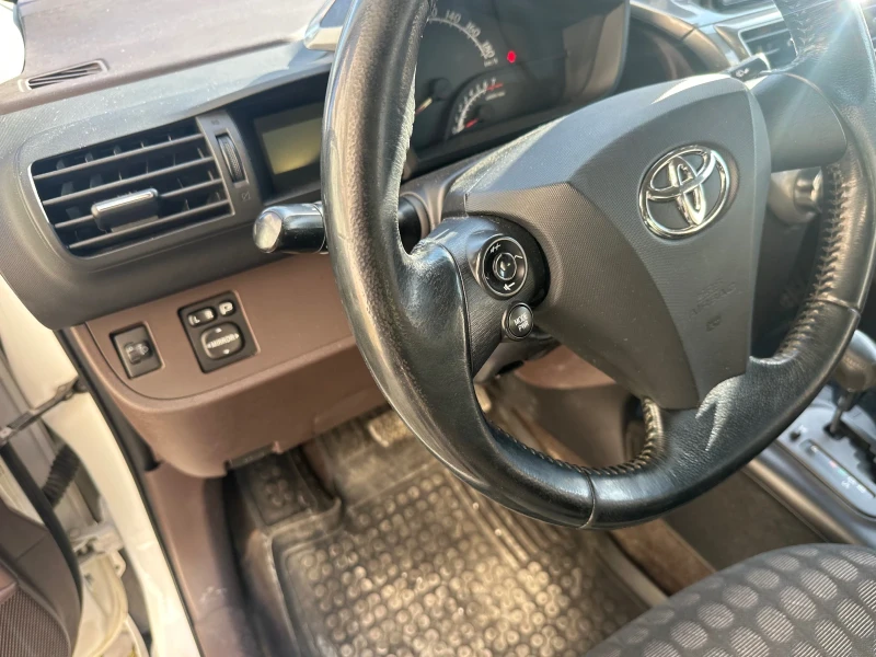 Toyota IQ, снимка 11 - Автомобили и джипове - 47833519