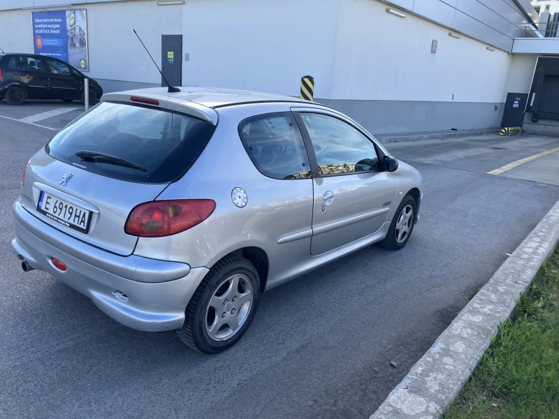 Peugeot 206 1.4i , снимка 6 - Автомобили и джипове - 49464815