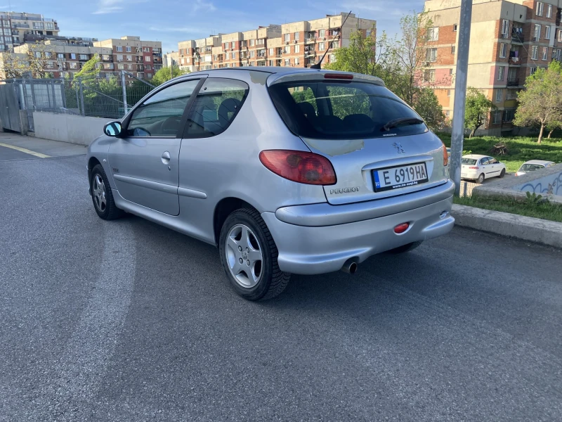 Peugeot 206 1.4i , снимка 2 - Автомобили и джипове - 49464815