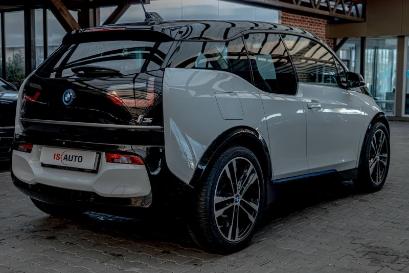 BMW i3 S/FullLed/Подгрев/Камера/CarPlay, снимка 5 - Автомобили и джипове - 50843177
