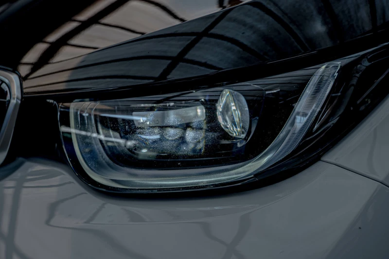 BMW i3 S/FullLed/Подгрев/Камера/CarPlay, снимка 13 - Автомобили и джипове - 50843177