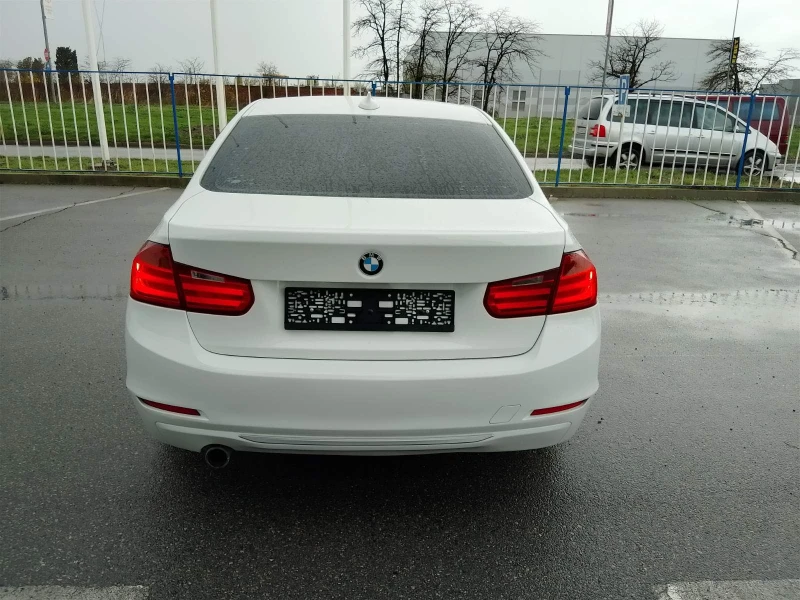 BMW 320 i X-drive, снимка 6 - Автомобили и джипове - 52375269