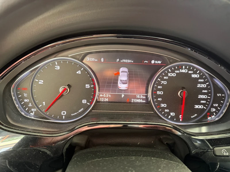Audi A8, снимка 3 - Автомобили и джипове - 52903238