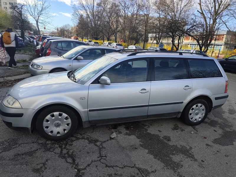 VW Passat, снимка 2 - Автомобили и джипове - 53057976