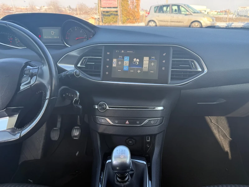 Peugeot 308 1.6HDI, снимка 10 - Автомобили и джипове - 53137611