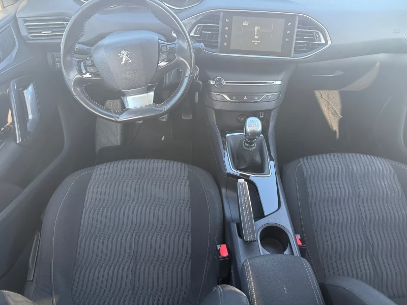 Peugeot 308 1.6HDI, снимка 9 - Автомобили и джипове - 53137611