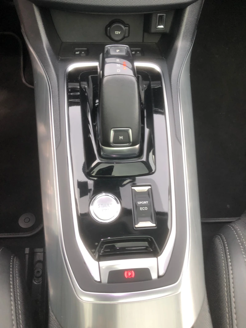 Peugeot 308 SW 1.5 Allure , снимка 17 - Автомобили и джипове - 53382037