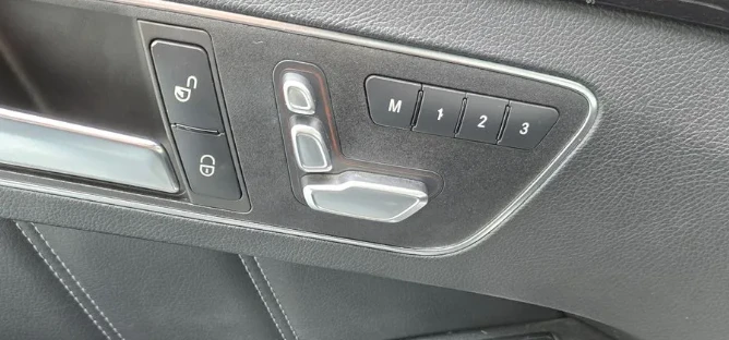 Mercedes-Benz E 300 4MATIC | Mobile.bg   14